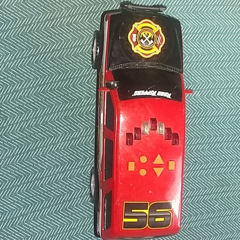 Toy car